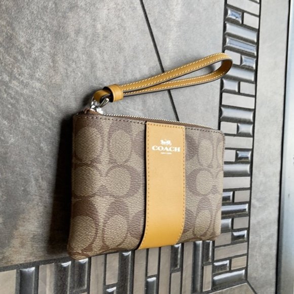 COACH Signature PVC Leather Corner Zip Wristlet - Picture 2 of 16